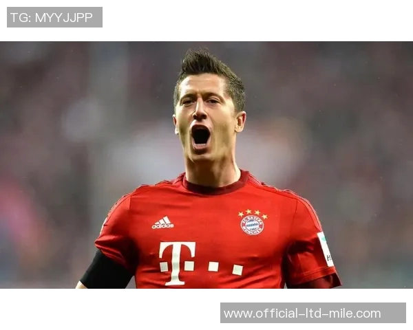 莱万在欧冠赛场火力全开10场12球争金靴形势大好 莱万在欧冠赛场火力全开10场12球争金靴形势大好